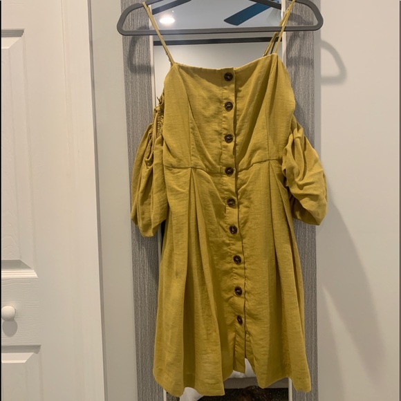 J.O.A. Cold Shoulder Dress - Picture 2 of 5